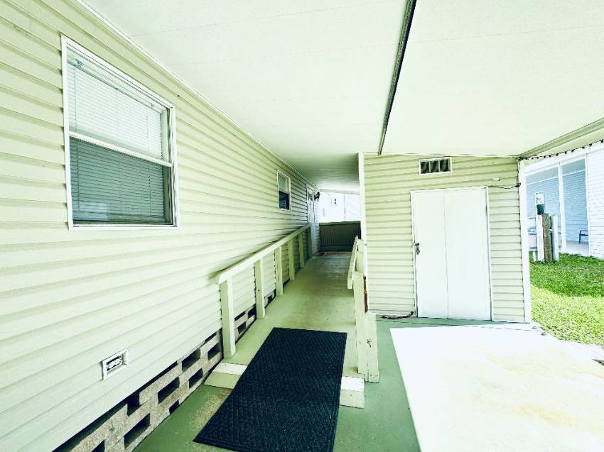 91 Orange Manor Drive a Winter Haven, FL Mobile or Manufactured Home for Sale